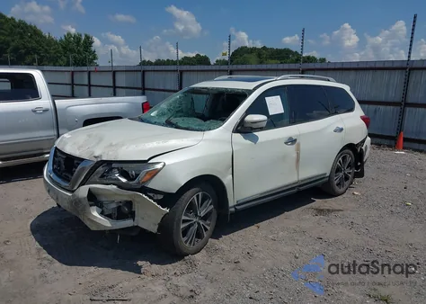 2017 Nissan Pathfinder Platinum z USA, uszkodzony, nr VIN 5N1DR2MM0HC633118